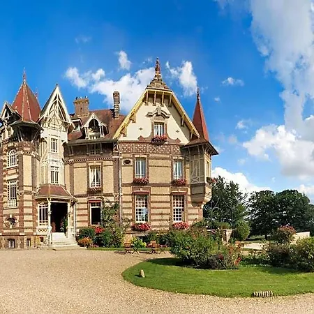 Chateau De La Rapee Restaurant 伊帕特河畔巴泽科特
