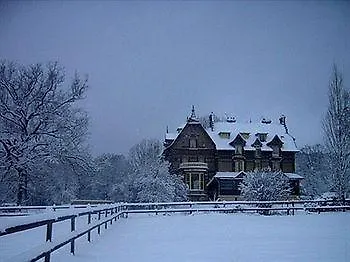 Chateau De La Rapee Restaurant Hotel Bazincourt-sur-Epte
