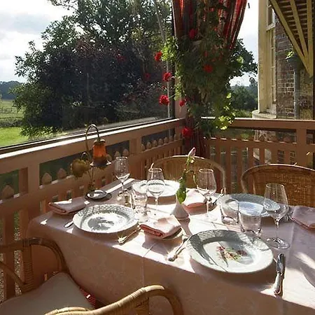 Château De La Râpée Hotel 3*