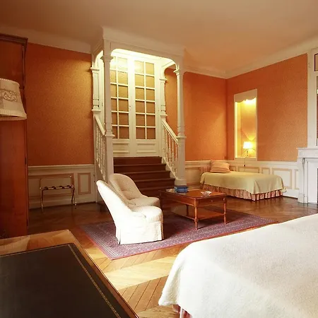 Château De La Râpée Restaurant 3*