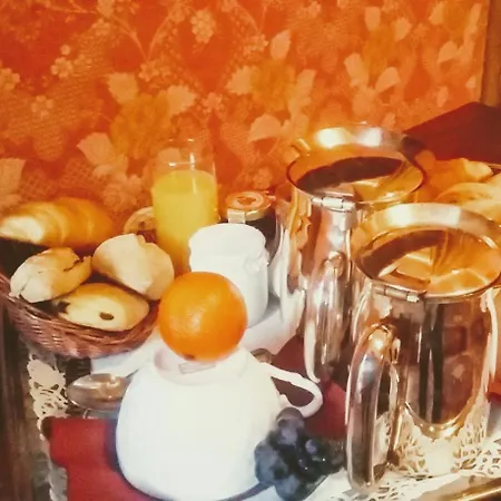 Hotel Château De La Râpée 3*