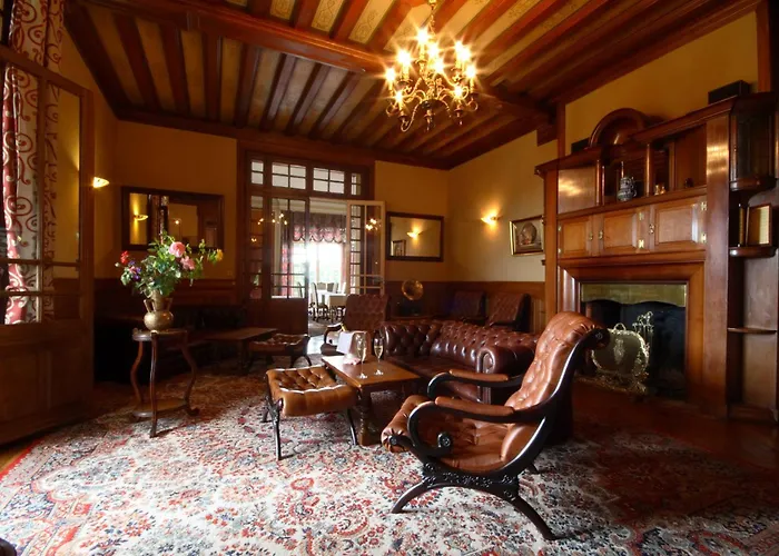 Chateau De La Rapee Restaurant Szálloda