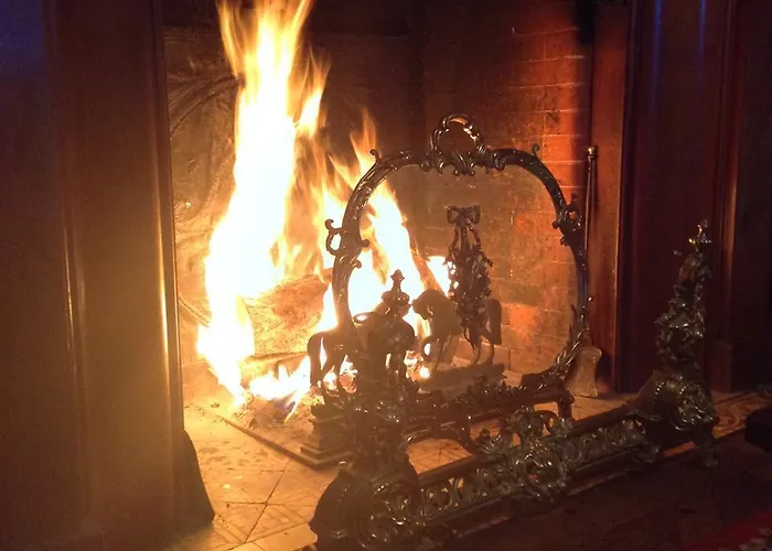 Chateau De La Rapee Restaurant Bazincourt-sur-Epte